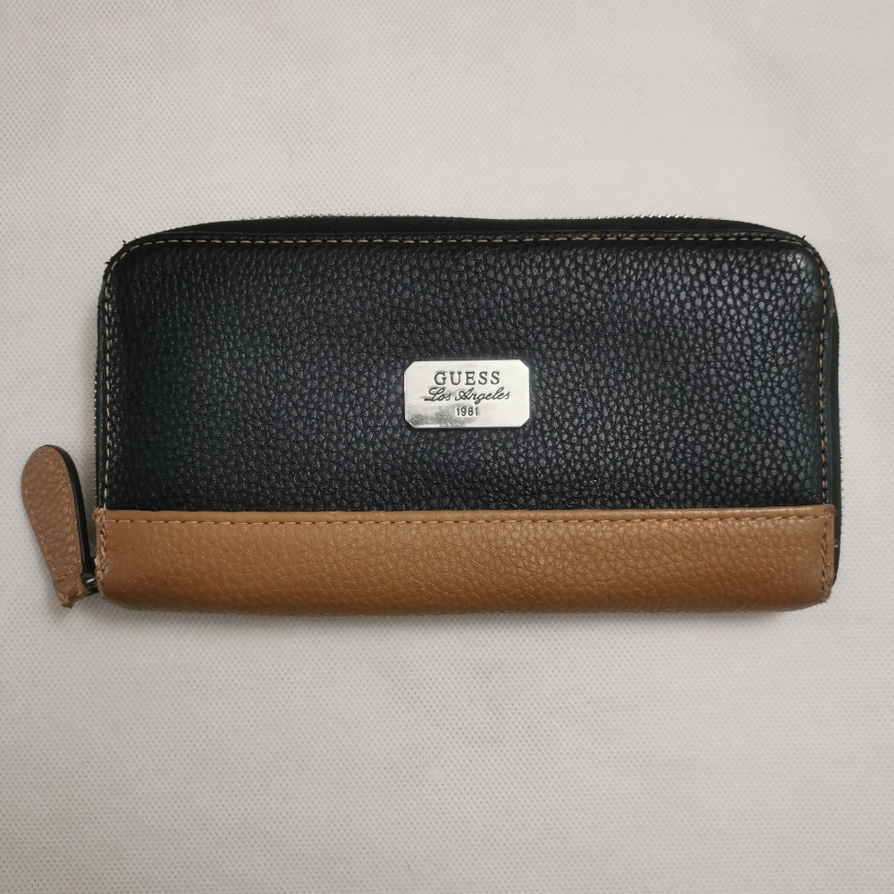 Guess Zip Around Wallet